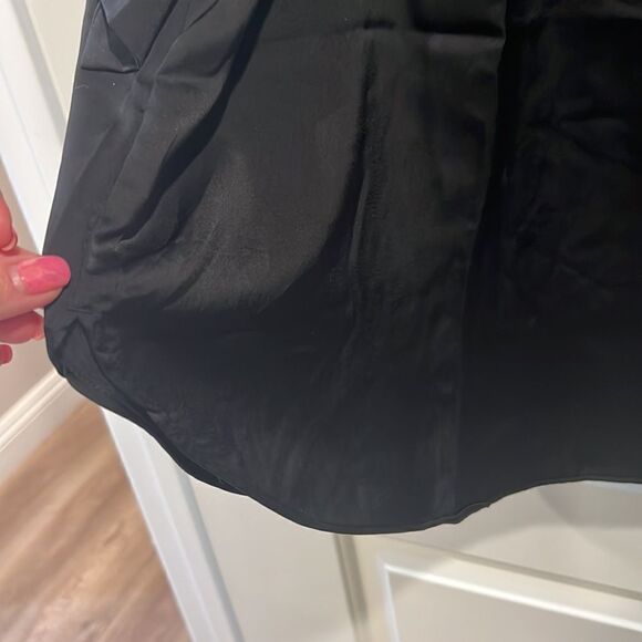 Black silky long sleeve dress - Picture 7 of 11